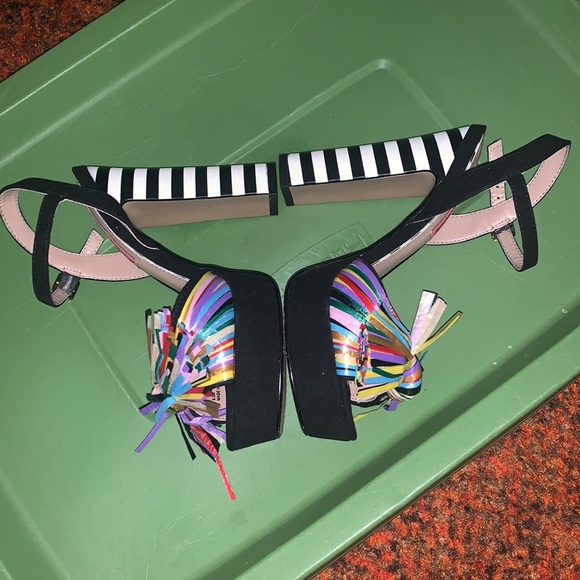 Lovely Betsy Johnson Platform Heels - Picture 4 of 4